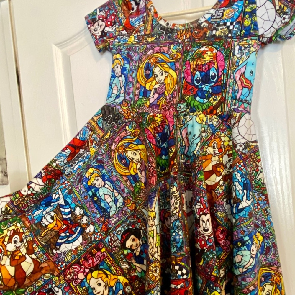 Wild Rich Kids Disney Stained Glass Twirl SZ 11/12